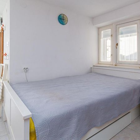 Apartments With Wifi Klenovica, Novi Vinodolski - 5530 Экстерьер фото